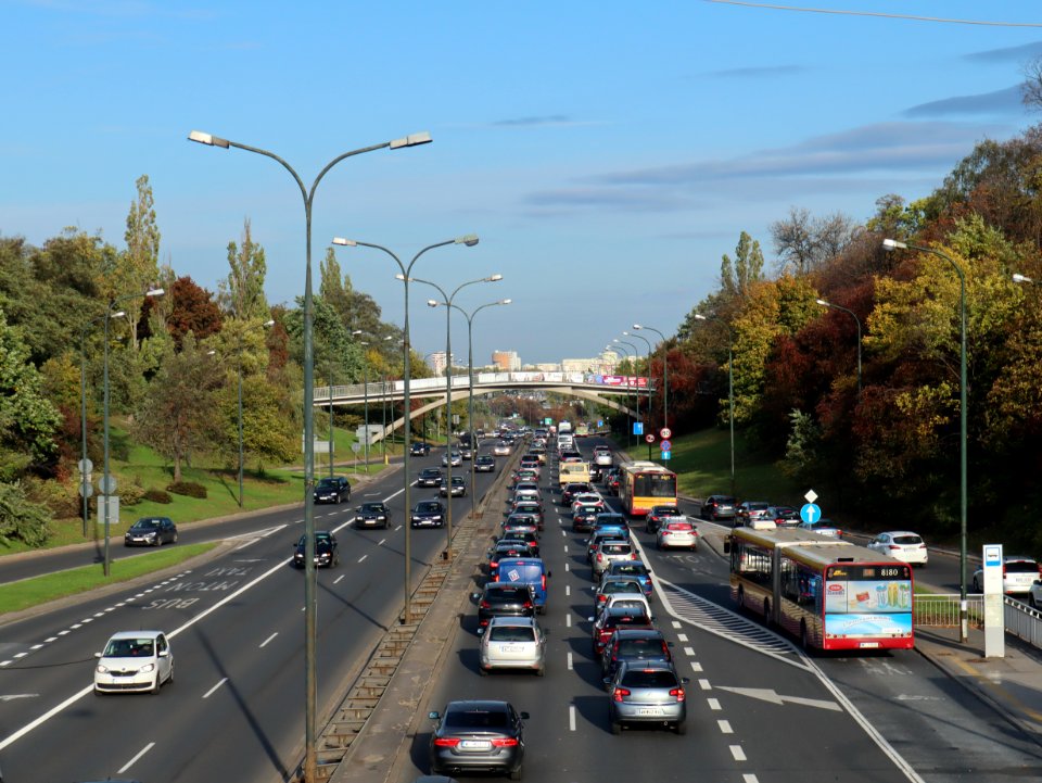 2019_Warszawa_aleja_Armii_Ludowej