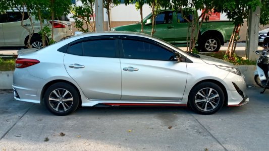 2019_Toyota_Yaris_ATIV_1.2_S+_Sedans_(28-01-2020)_04