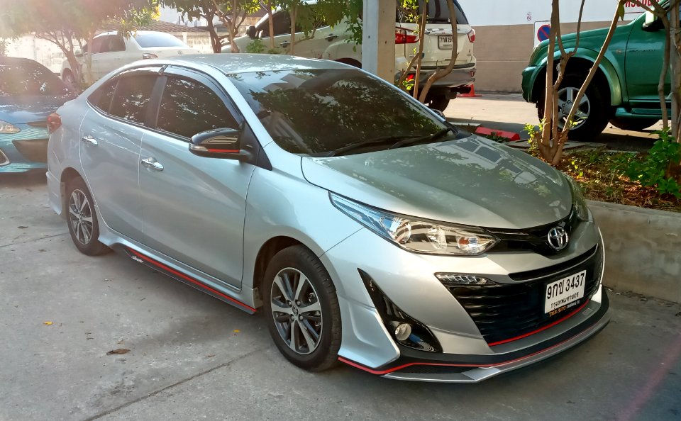 2019_Toyota_Yaris_ATIV_1.2_S+_Sedans_(28-01-2020)_01