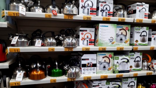 20190817_154038_Auchan_in_the_Manufaktura,_Lodz_August_2019
