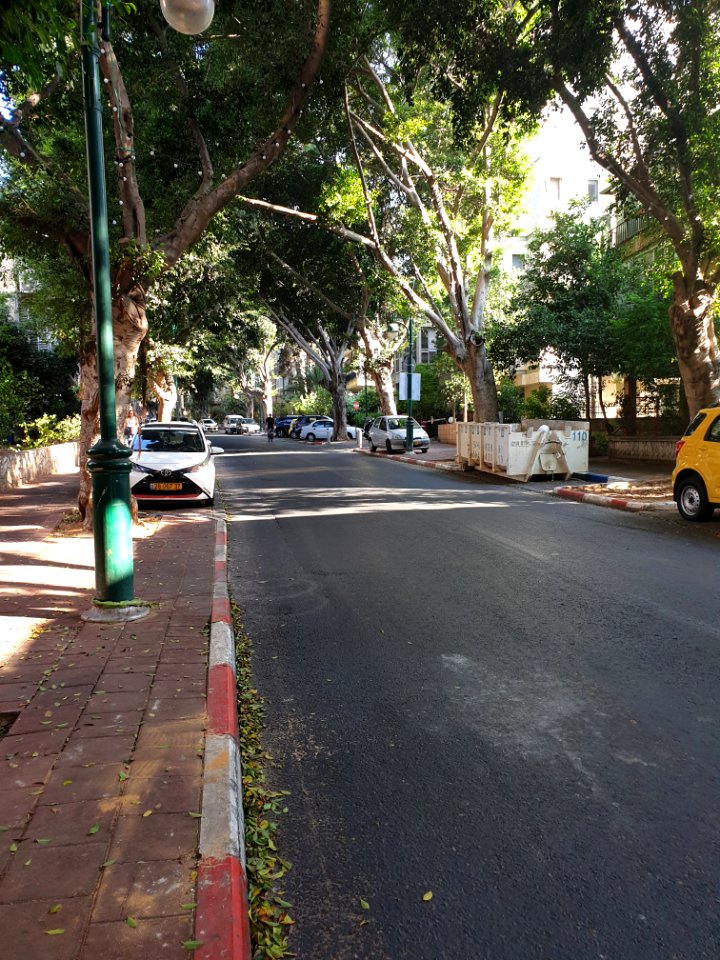 20190904_163102_Herzl_Street_Ramat_Gan_September_2019