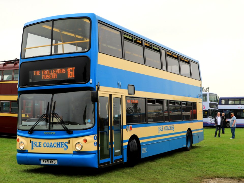 20190729_Isle_Coaches_FX51WYG_(cropped)