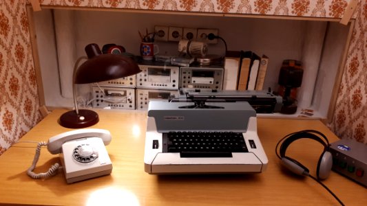 20190722_105208_Stasi_room_in_DDR_Museum