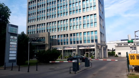 20190620_071023_textile_house_sterlinga_lodz