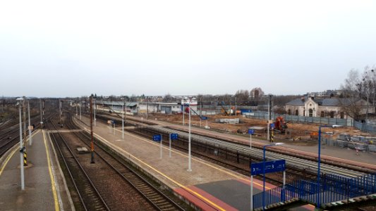 20190313_153137_Platforms_of_Białystok_train_station