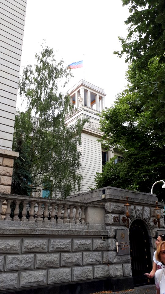 20190722_120511_Russian_Embassy,_Berlin_July_2019