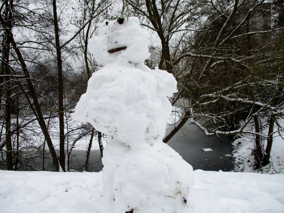 20210117Schneemann_Saarbrücken01