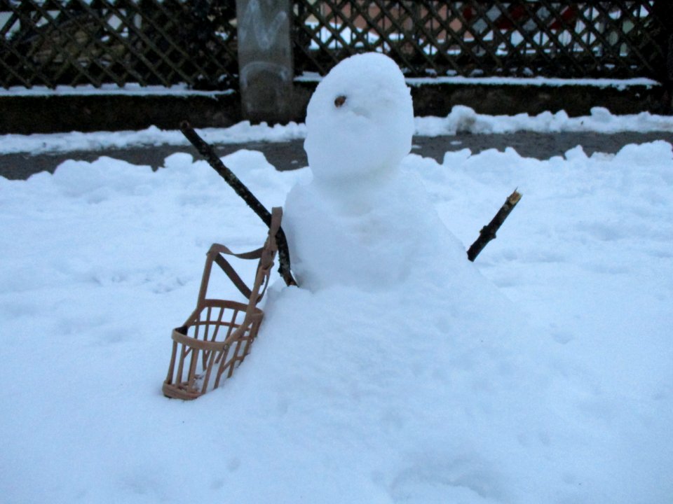 20210117Schneemann_Saarbrücken21