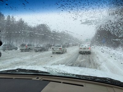 Traffic snow drive