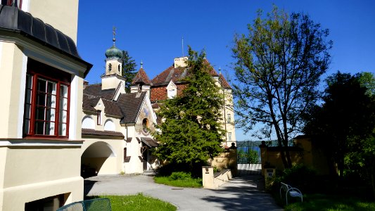 2021.05.31.160542_Schloss_Garatshausen_Tuzing_Bavaria_Germany