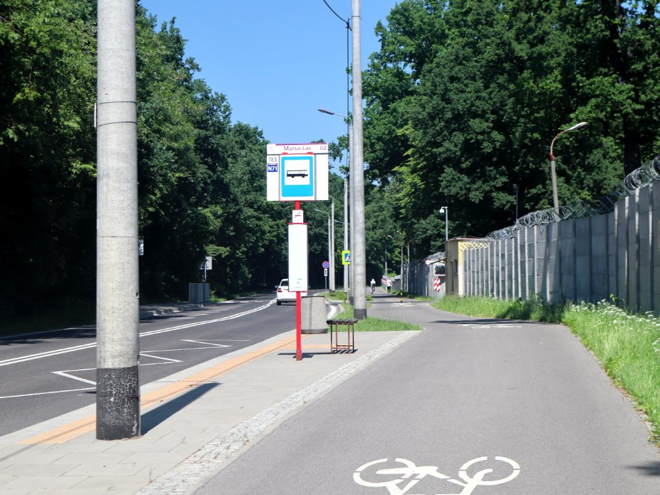 2021_Warszawa_przystanek_Marsa_Las_02