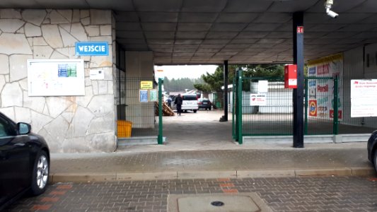 20210403_083539_Targowisko_miejskie_w_Białymstoku_(Kawaleryjska)_April_2021