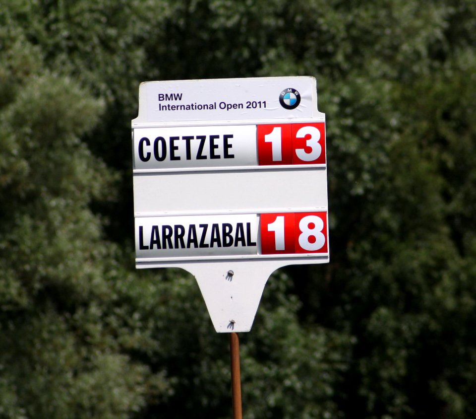 23_BMW_International_Open_bei_Muenchen_Anzeigenschild