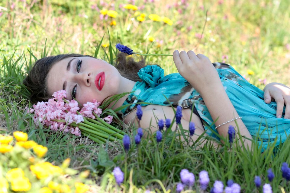 Blue eyes beauty field