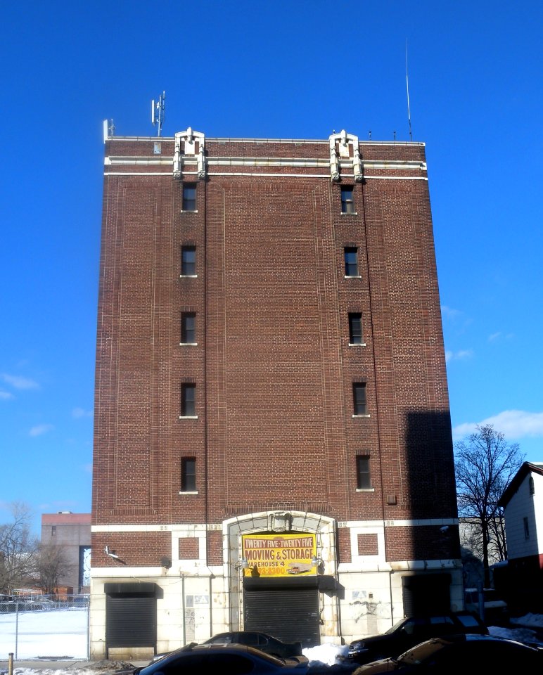 2525_Tilden_Avenue_warehouse_jeh
