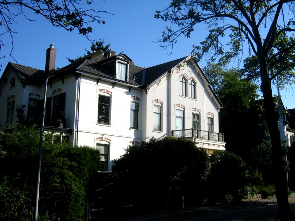 23_25_Lambooylaan_Hilversum_Netherlands
