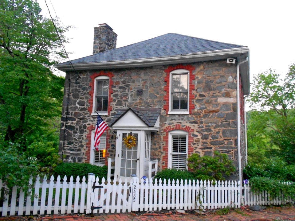 2435_Pickwick_Dickeyville_Bmore_MD