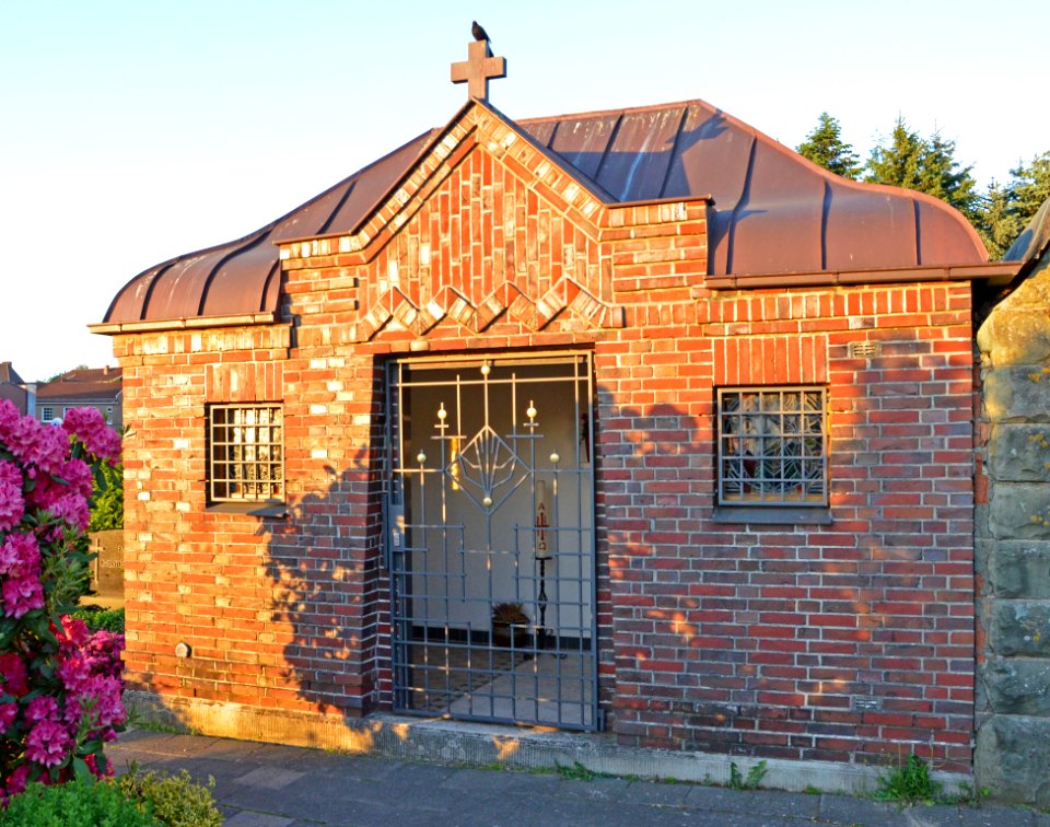 25104200015_Twistringen_Mausoleum_2