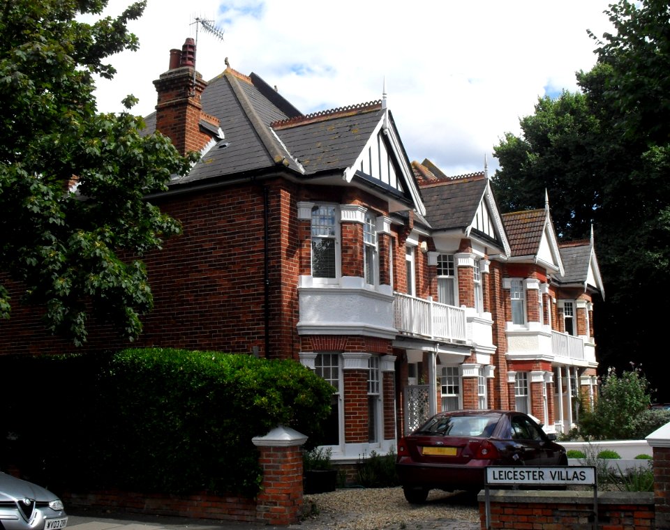215–221_New_Church_Road,_Aldrington_(August_2010)