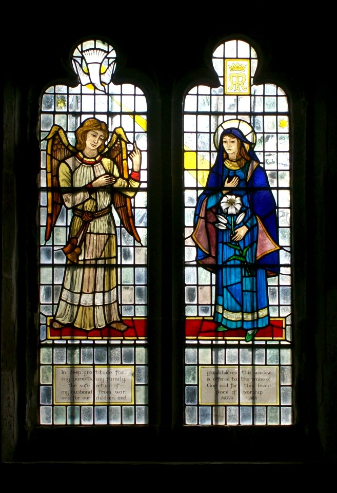 20th_century_glass,_St_Mary,_Ebony