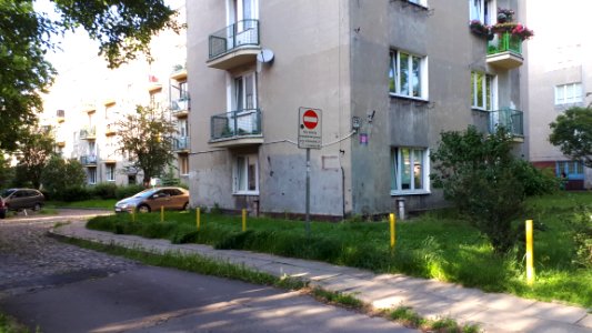 20200613_180458_22_Sanocka_Street_in_Łódź_June_2020