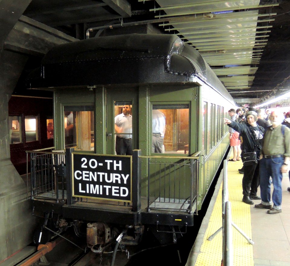 20th_Century_Limited_north_car_GCT_jeh