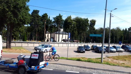 20200728_103519_Księdza_Stanisława_Suchowolca_Street,_Białystok