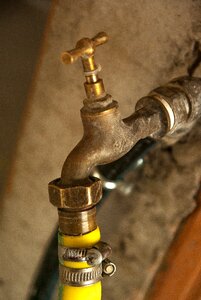Plumbing faucet hose