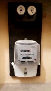 20200221_095553_Licznik_energii_elektrycznej_w_Łodzi_Poland2020