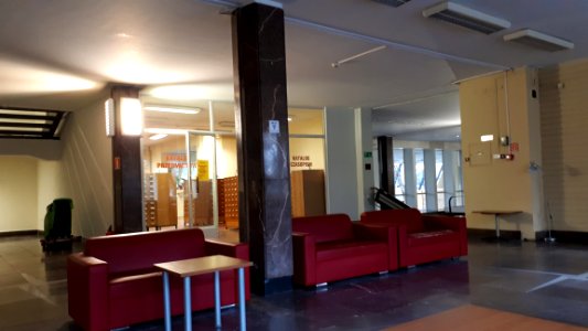 20200131_130741_University_Library_in_Łódź_2020