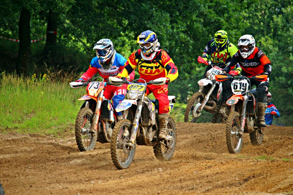 Field motorcycle sport