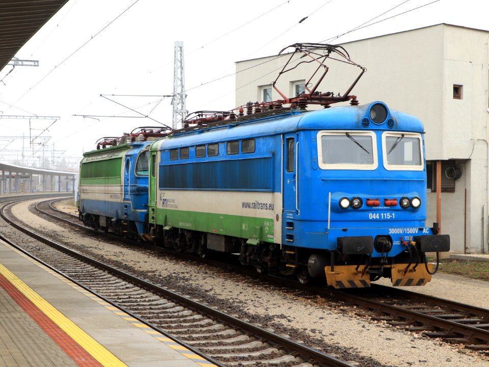 20200118-Railtrans-044115