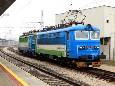 20200118-Railtrans-044115