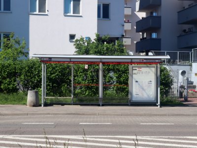 2021_Warszawa_przystanek_Ćmielowska_01