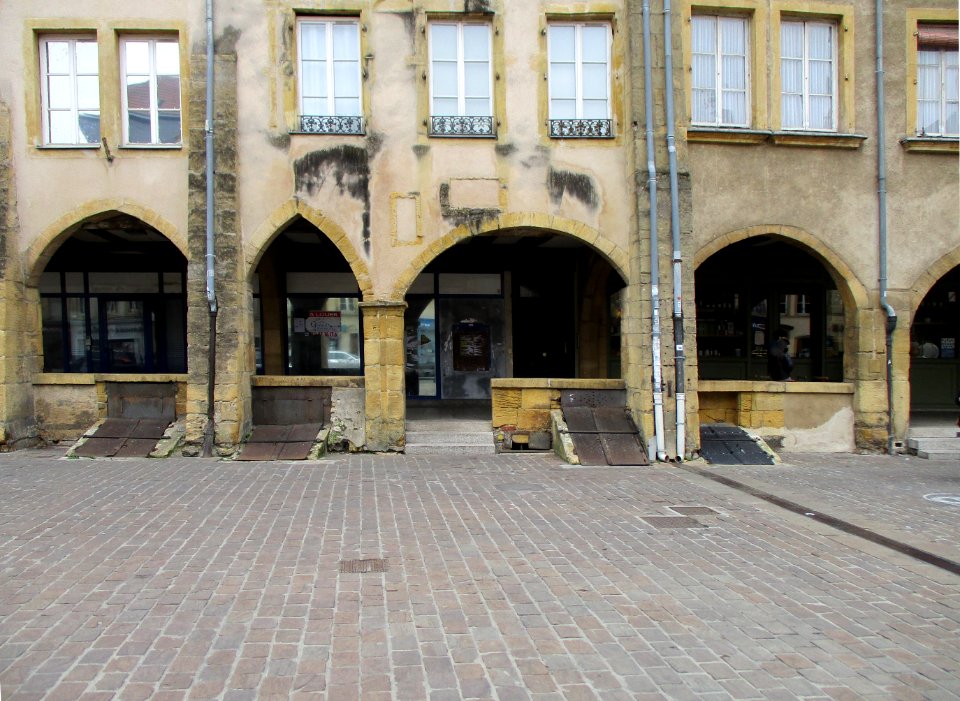 20201017Place_Saint-Louis_Metz04