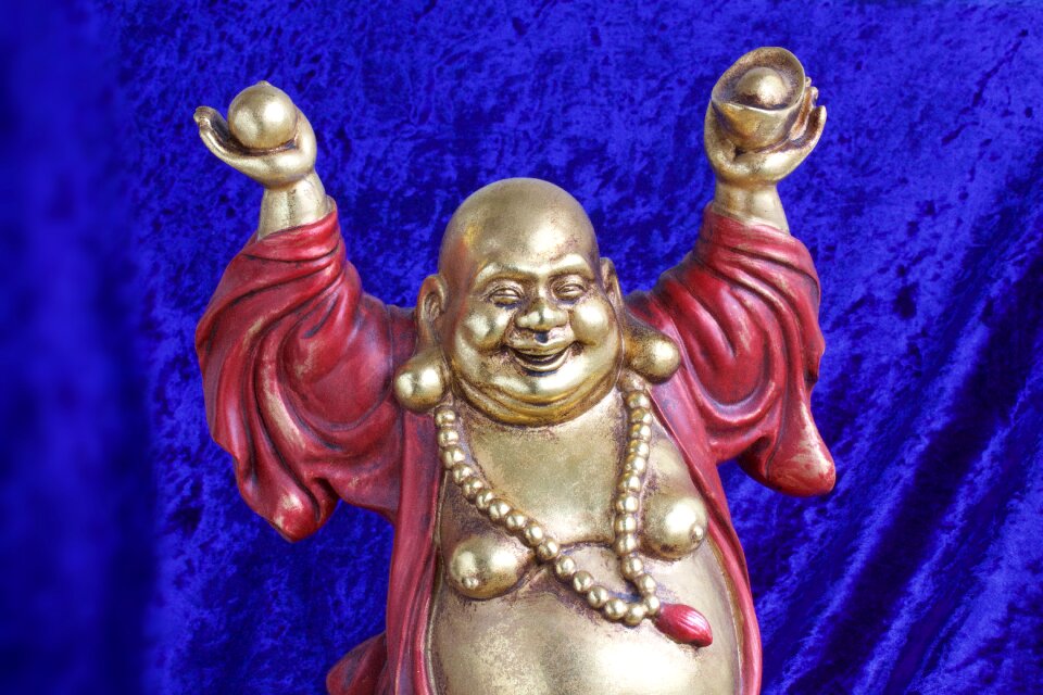Figure deity wealth