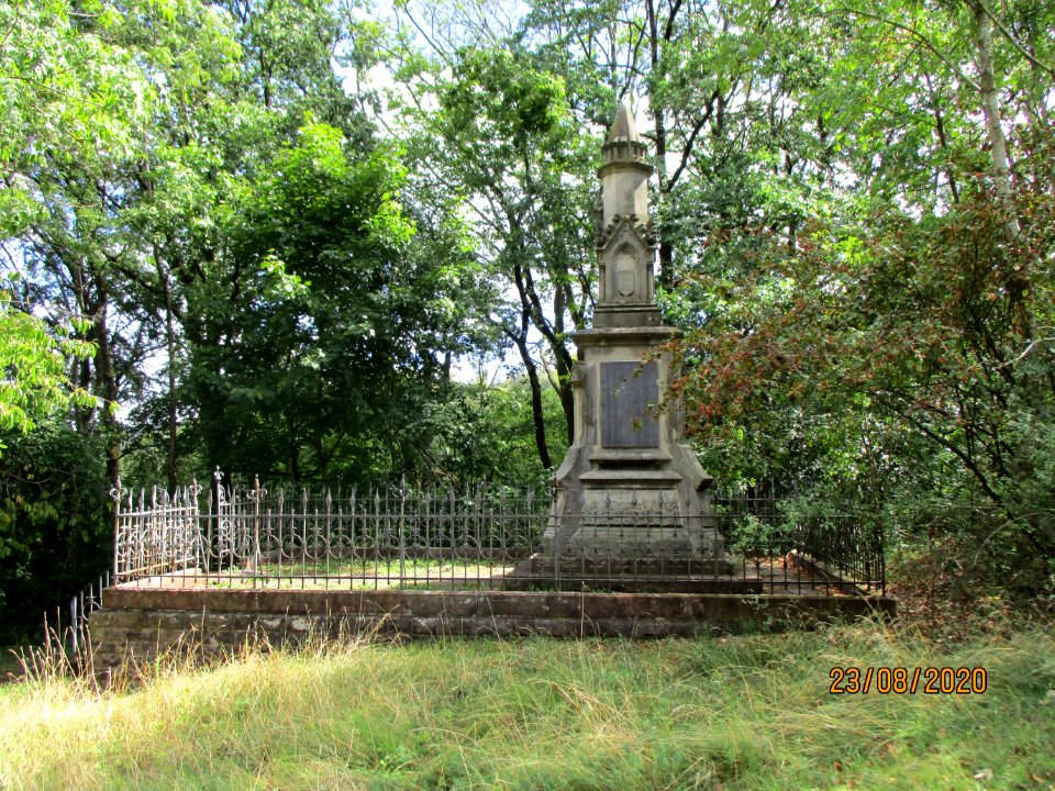 20200823Spicheren_Ehrenmal_48er_1