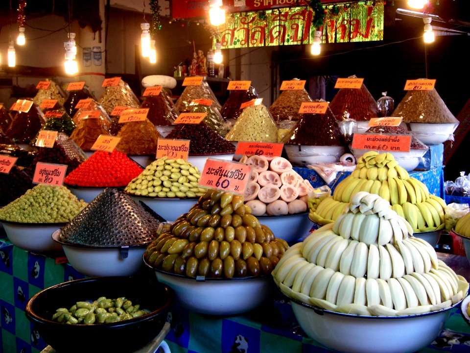 Étalages_de_denrées_en_Thaïlande