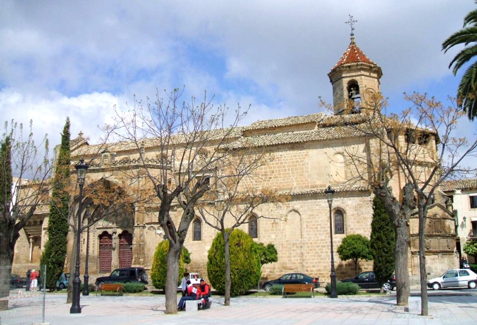 Úbeda_-_Iglesia_de_San_Pablo_03
