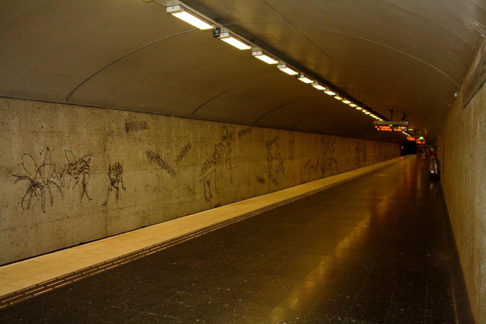 Östermalmstorg_tunnelbana