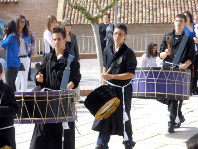 Épila_-_Tamborrada_de_Domingo_de_Ramos_(2012)_04