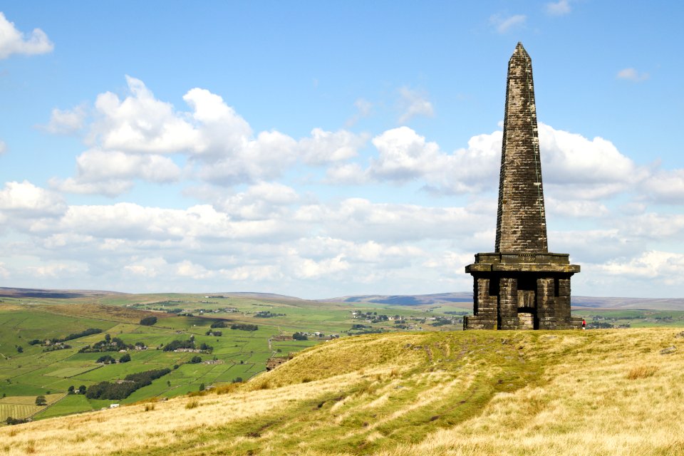 20200901_Stoodley_Pike_from_south