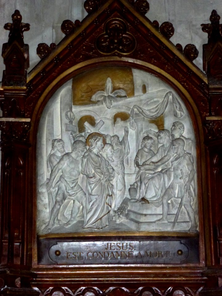 Église_Notre-Dame-de-Grâces_d'Ardres_chemin_de_croix_01