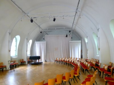 Ölberg-Kirche_(Berlin-Kreuzberg)_Altarbereich