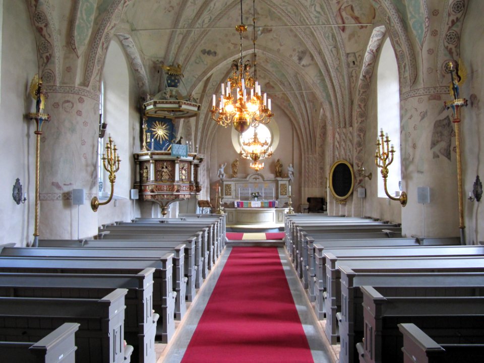 Övergrans_kyrka_int1