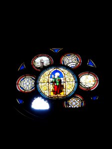 Église_Notre-Dame_de_Marle,_vitrail_06