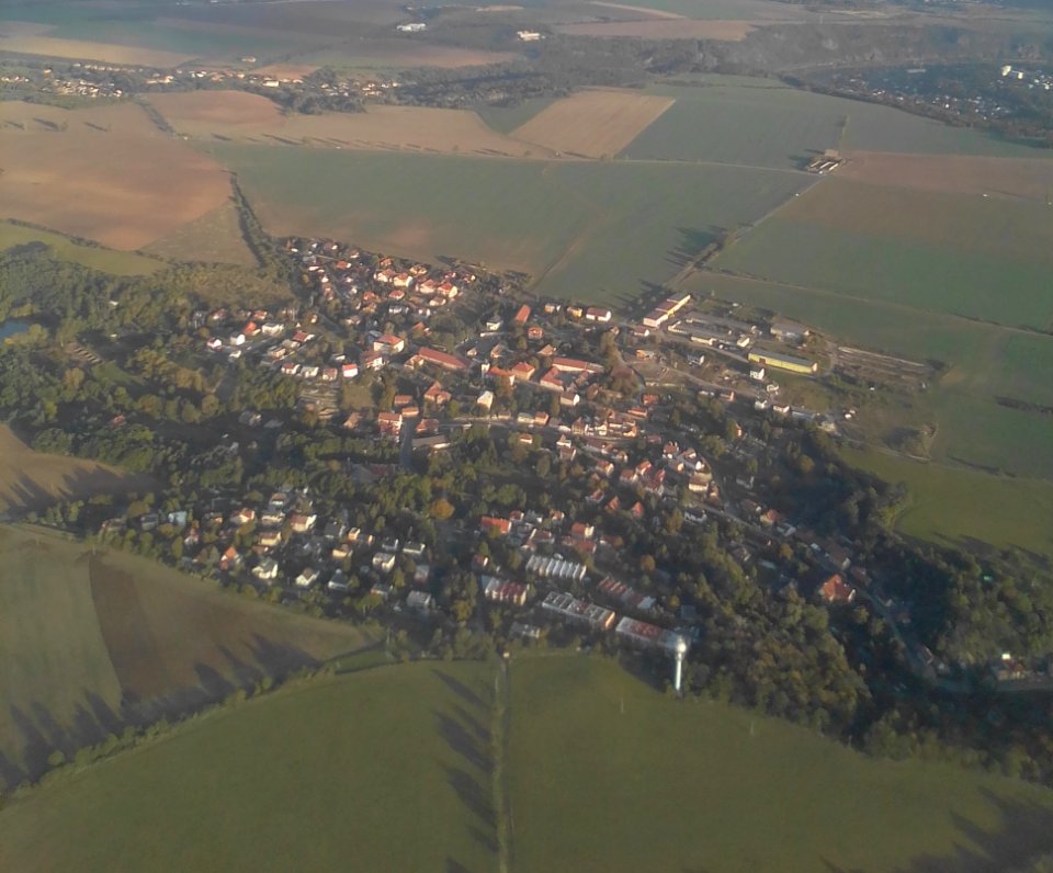 Únětice_from_the_sky
