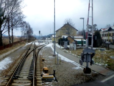 Černá_v_Pošumaví,_stacidomo_de_okcidento,_1
