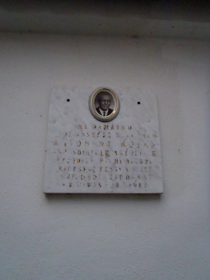 Žarošice_-_pamětní_deska_Antonína_Kolka