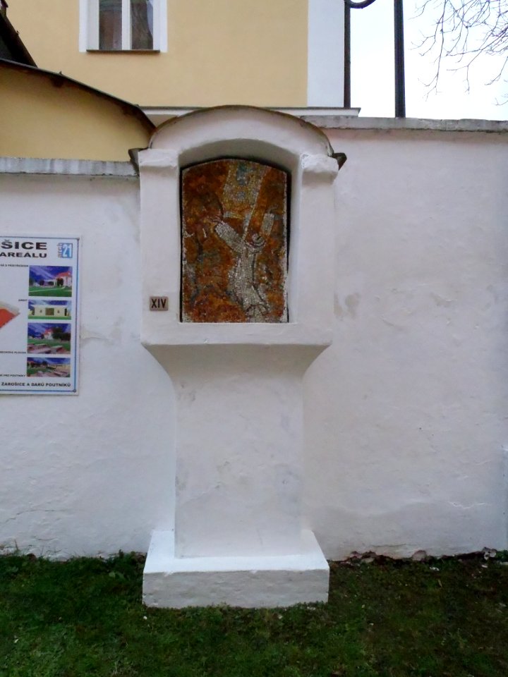 Žarošice,_zastavení_křížové_cesty_14